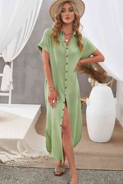 Robe chemise texturée boutonnée fendue