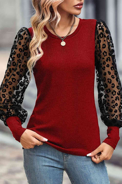 Blusa con cuello redondo y manga farol