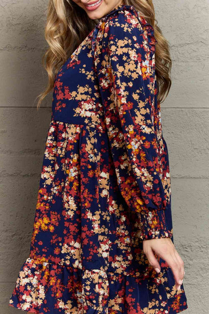 Hailey &amp; Co - Robe courte à imprimé floral Colorful Minds