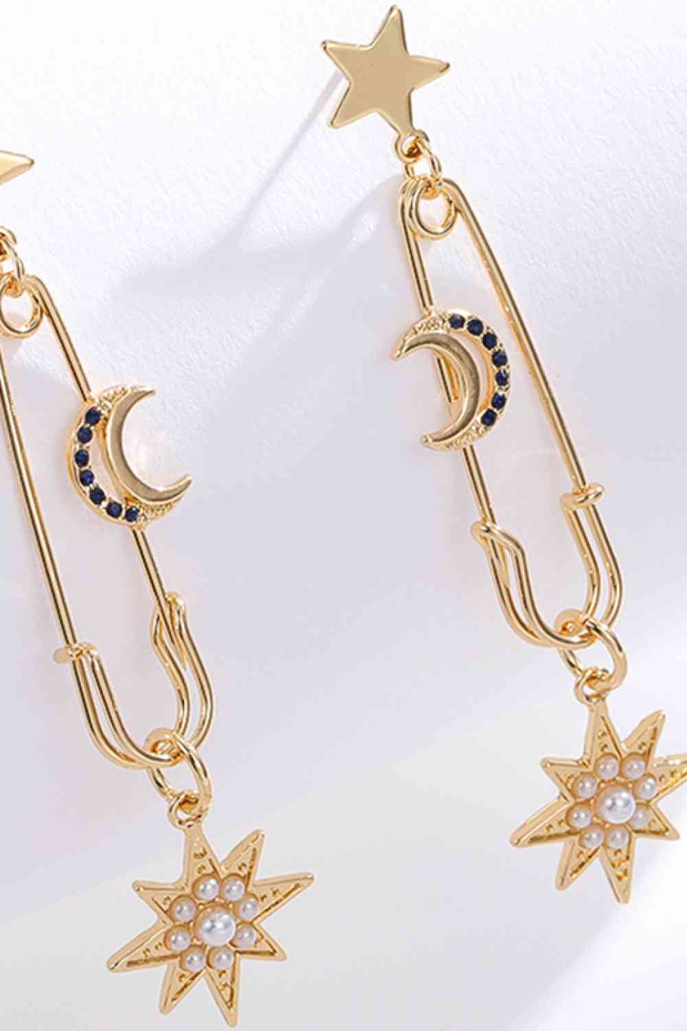 Pendientes colgantes con forma de estrella y luna de perlas con incrustaciones