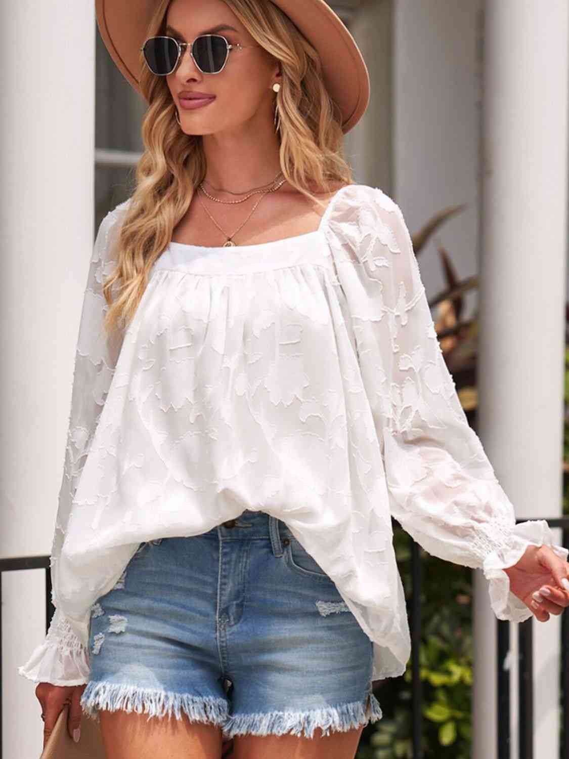 Applique Square Neck Flounce Sleeve Blouse