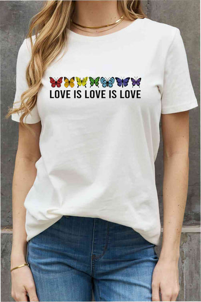 Camiseta de algodón con gráfico de tamaño completo LOVE IS LOVE IS LOVE de Simply Love