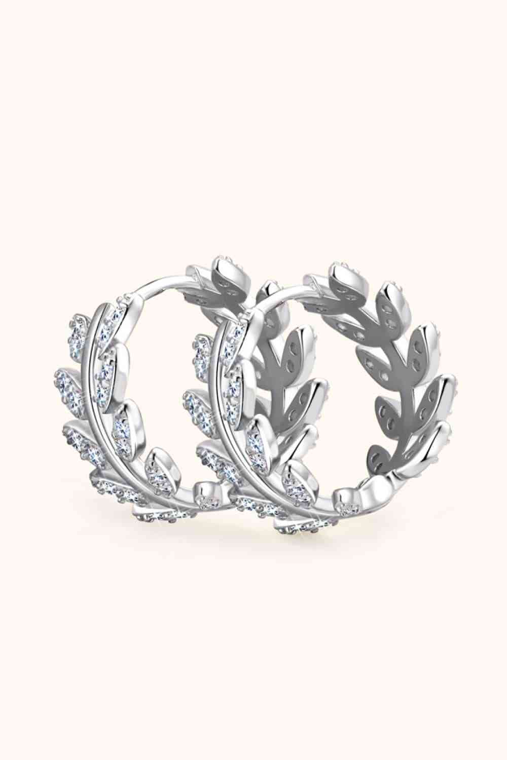 Boucles d'oreilles en argent sterling 925 avec feuille de moissanite