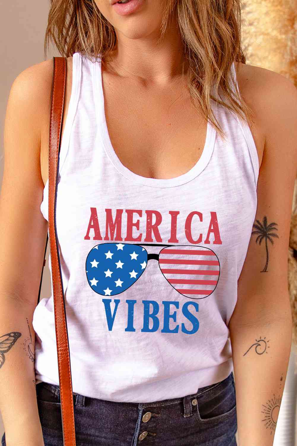 AMERICA VIBES Débardeur graphique à col rond