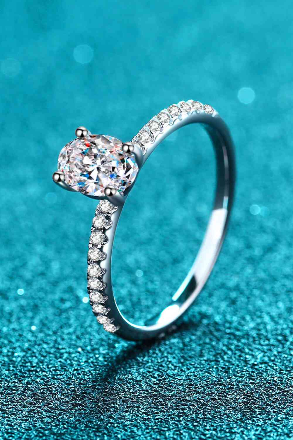 Bague moissanite incrustée de 1 carat en argent sterling 925