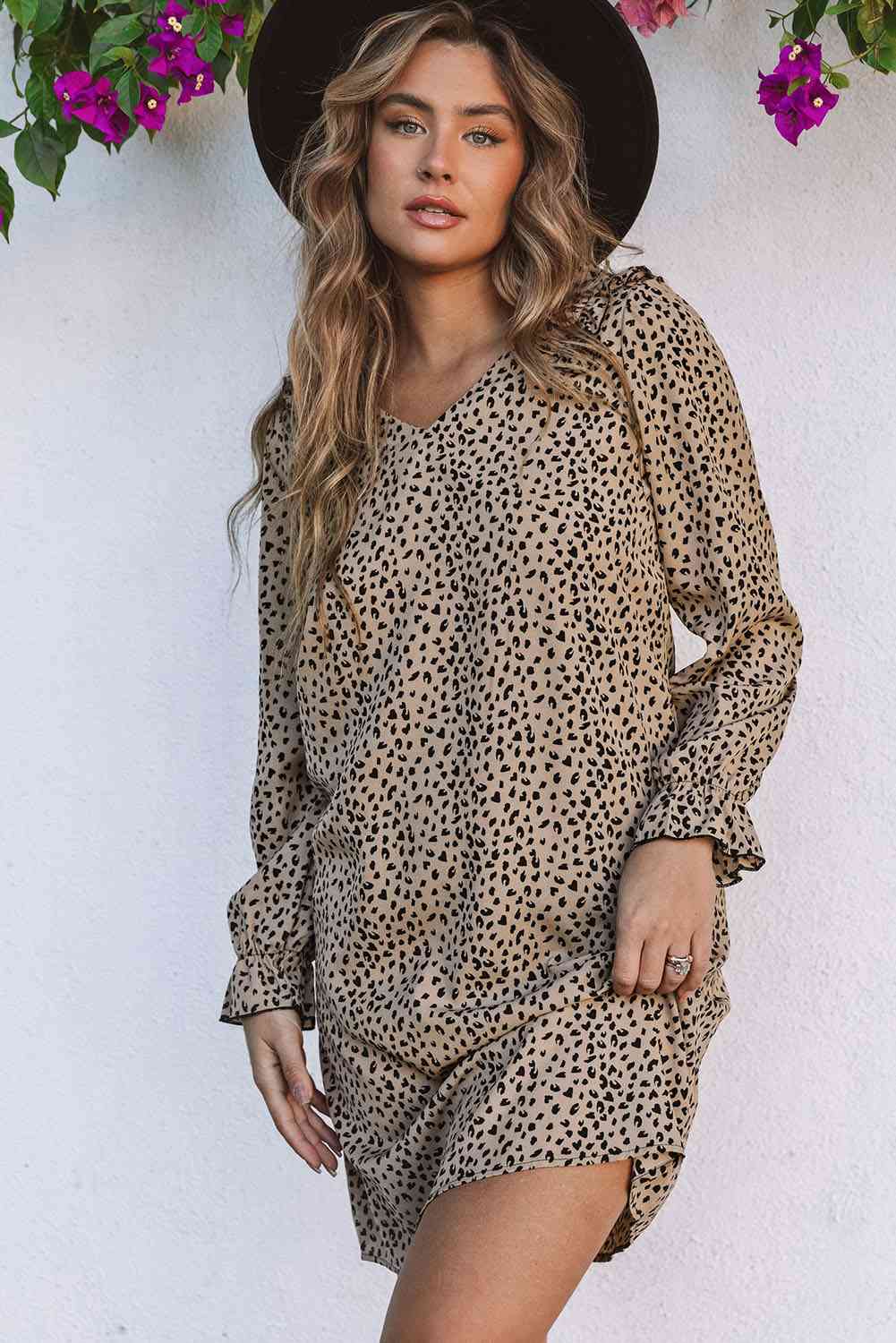 Vestido de manga larga con cuello en V de leopardo