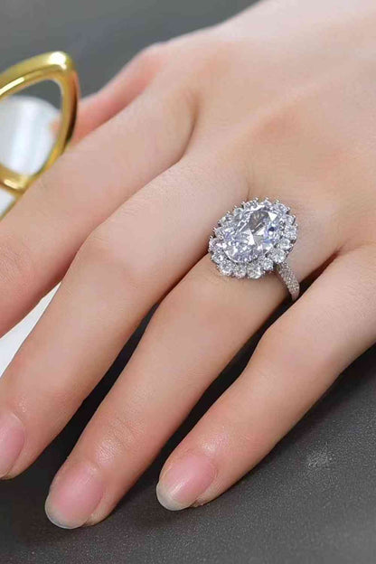 Bague Moissanite ovale de 8 carats