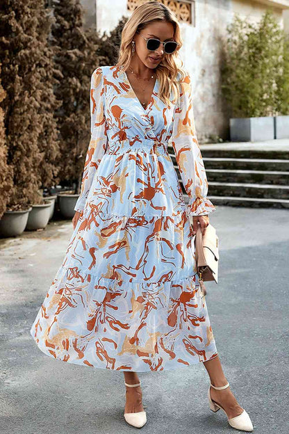 Robe midi imprimée à col surplis et manches volantées