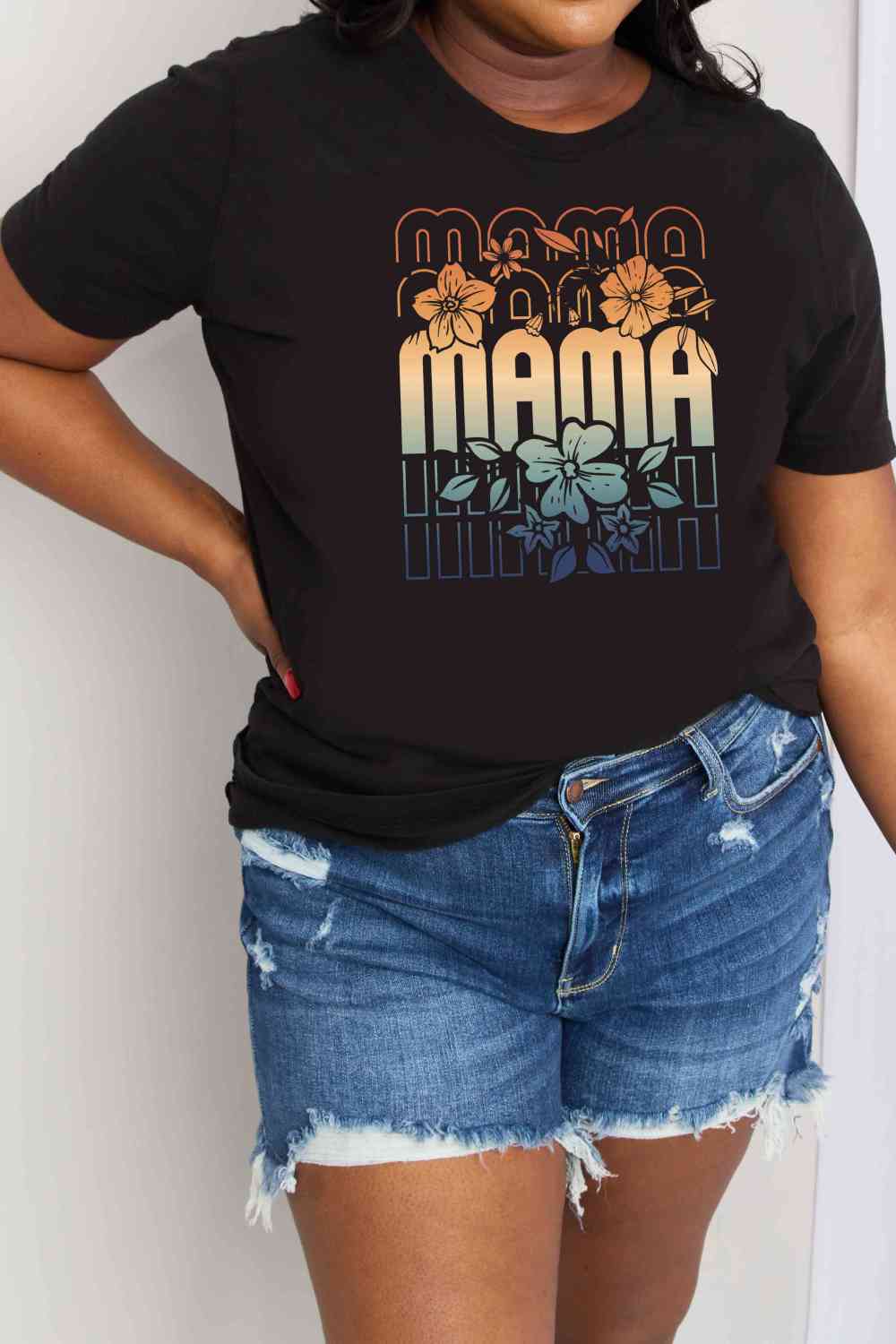 Simply Love T-shirt en coton graphique MAMA pleine taille