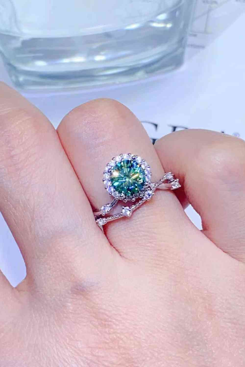 Bague plaquée platine moissanite 1 carat