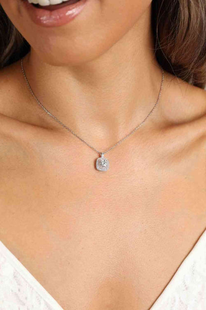 Collier pendentif géométrique Moissanite adoré