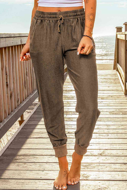 Pantalon de jogging avec poche à taille élastique et cordon de serrage