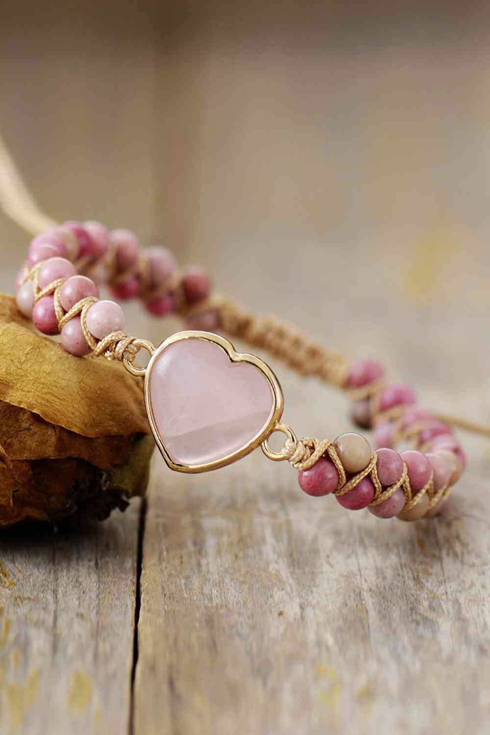 Bracelet perlé coeur en quartz rose