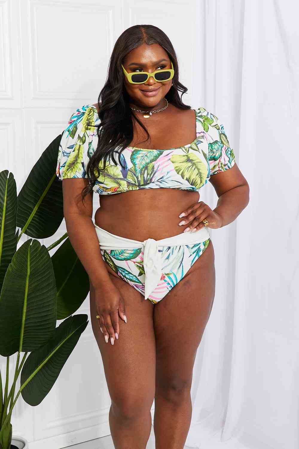 Bikini floral con mangas abullonadas Swim Vacay Ready de Marina West