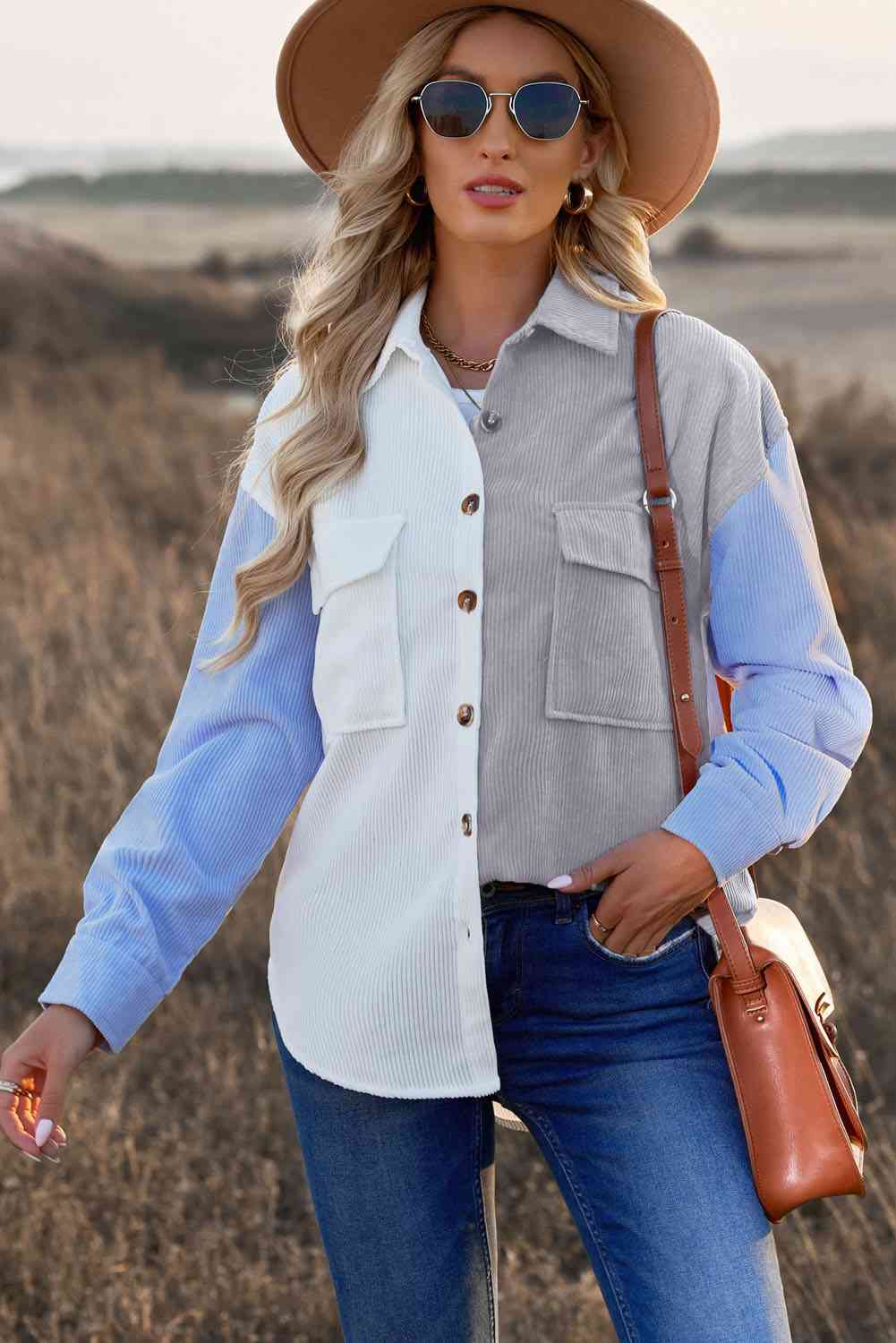 Chemise boutonnée sur le devant avec poches en bloc de couleurs