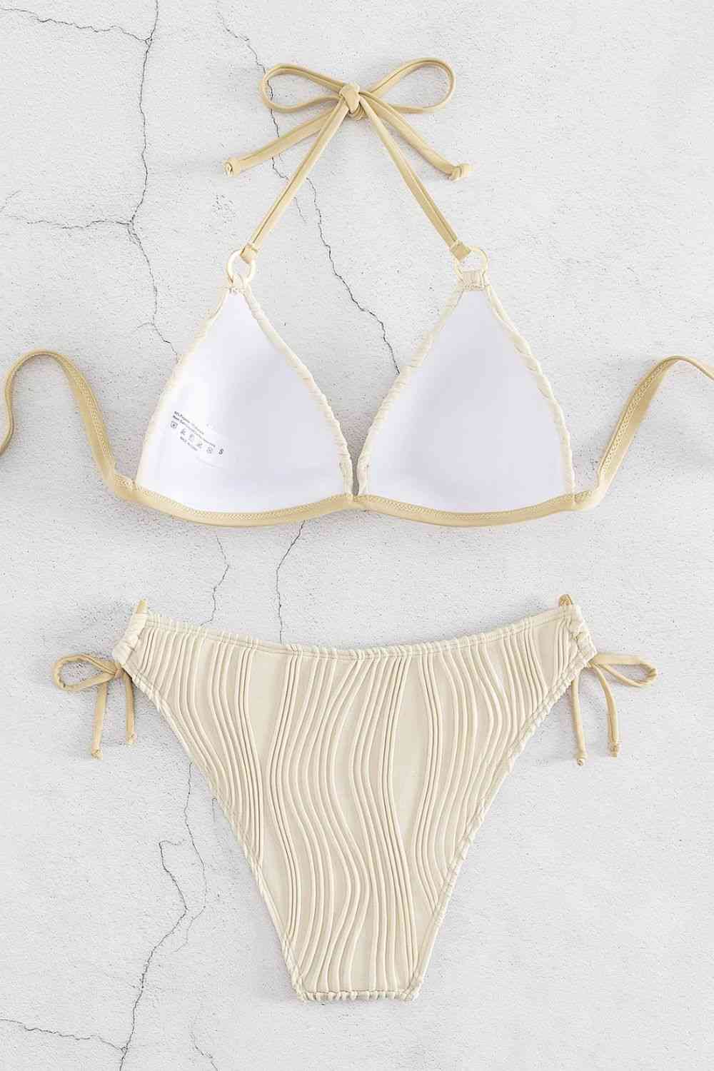 Ensemble de bikini texturé à col licou