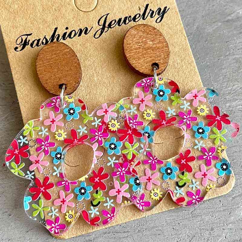 Boucles d'oreilles pendantes en acrylique en forme de fleur