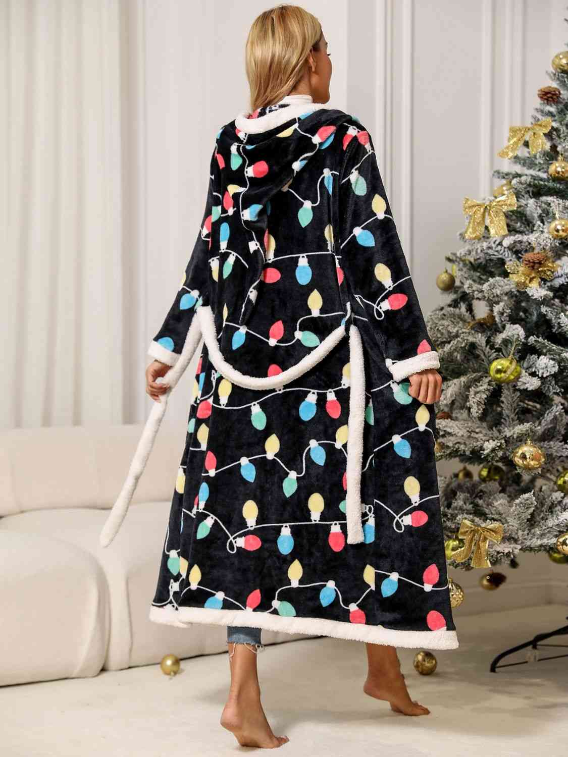 Robe à capuche avec lien à la taille