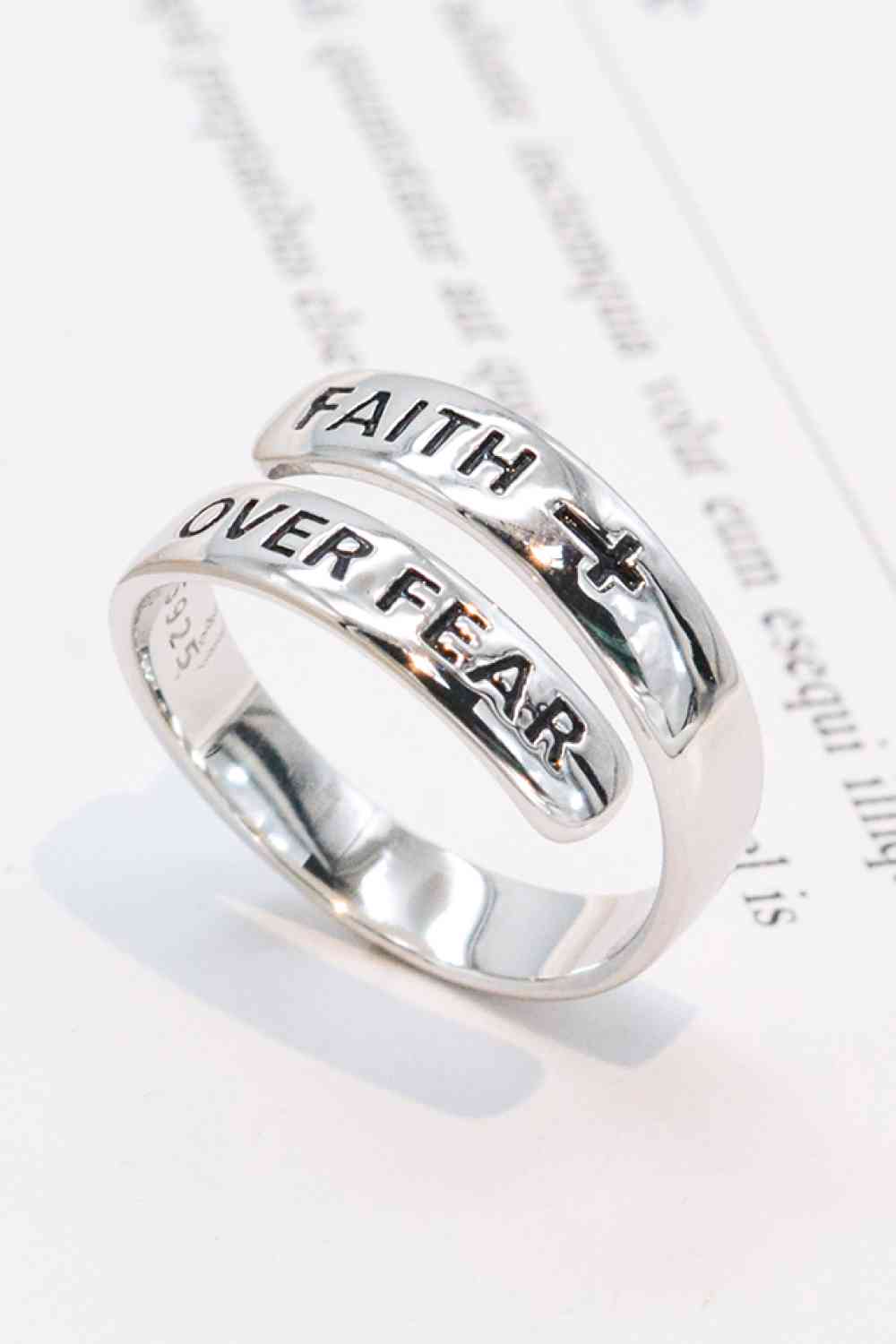 Bague de contournement FAITH OVER FEAR en argent sterling 925