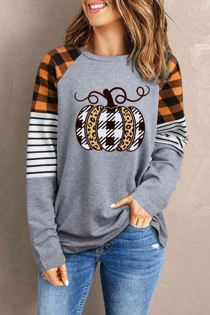 Camiseta con estampado de calabaza y manga larga con cuello redondo