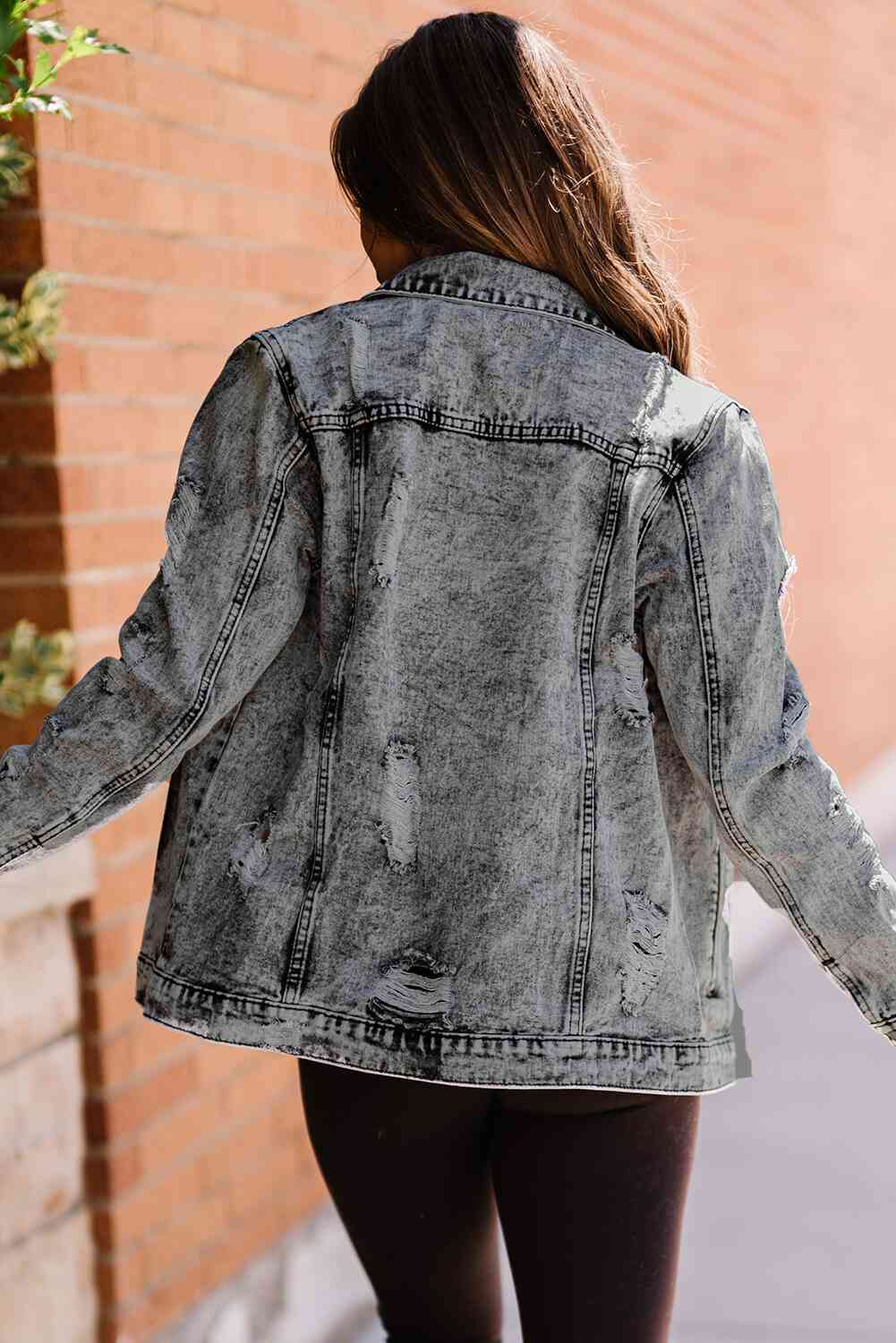 Veste en jean effet vieilli délavé à l'acide