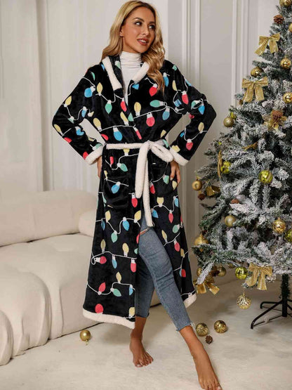 Robe à capuche avec lien à la taille