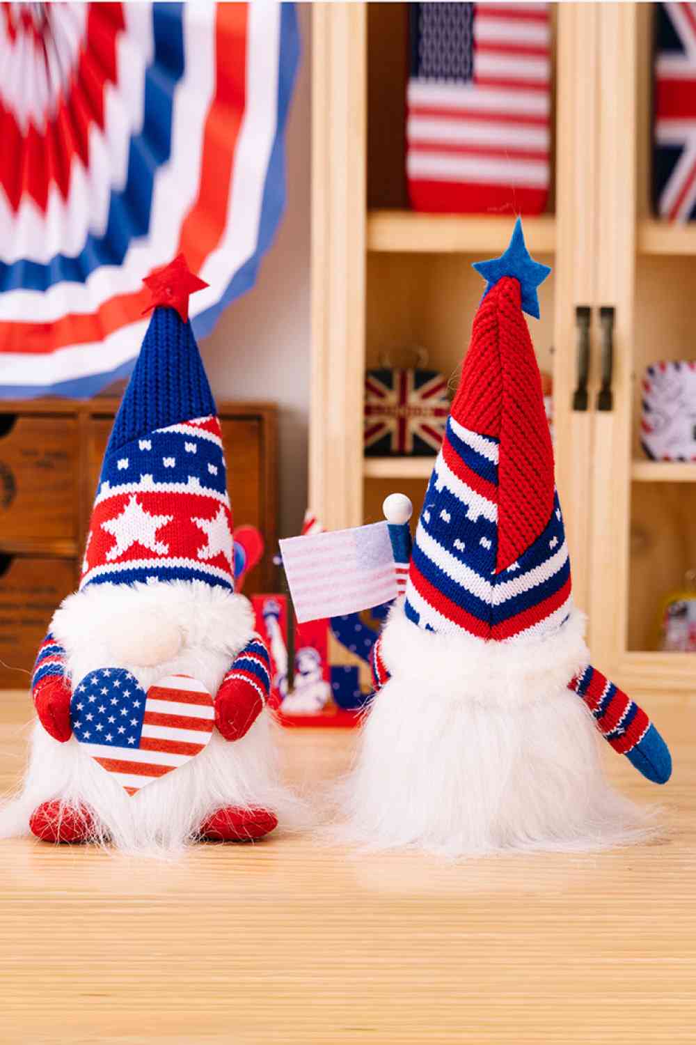 Gnomes décoratifs en tricot pour le Jour de l'Indépendance, 2 pièces