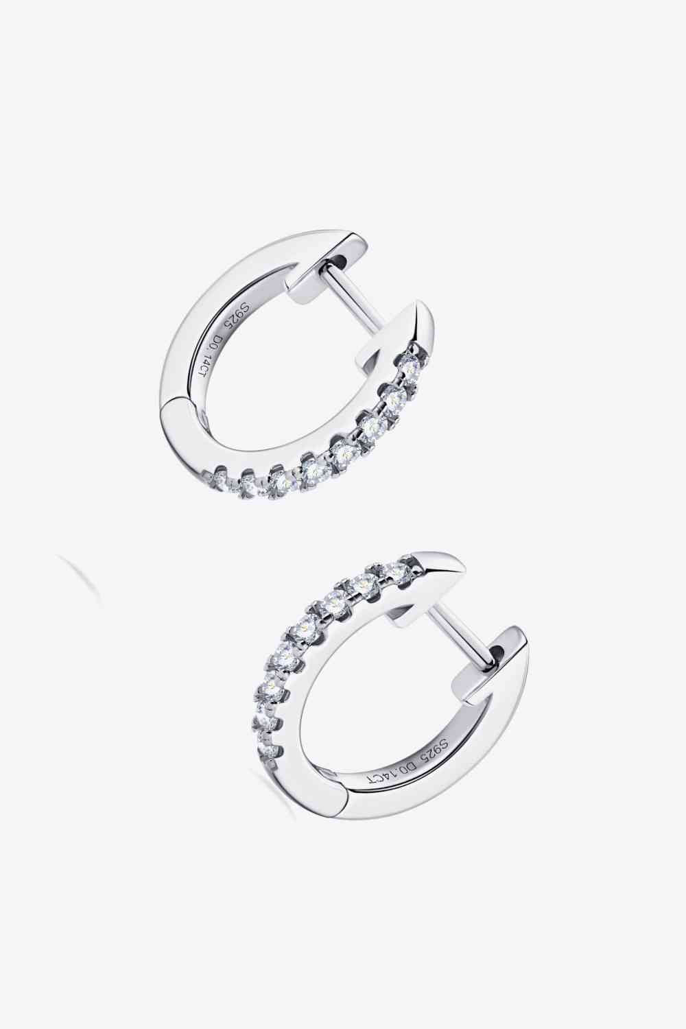 Boucles d'oreilles Huggie en argent sterling 925 Moissanite