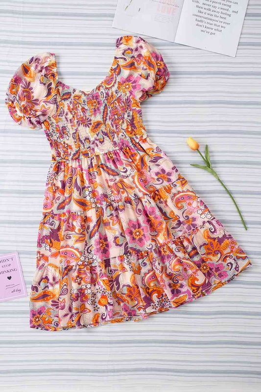 Vestido floral fruncido a capas