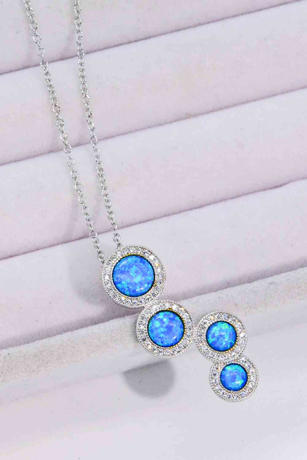 Opal Round Pendant Chain-Link Necklace