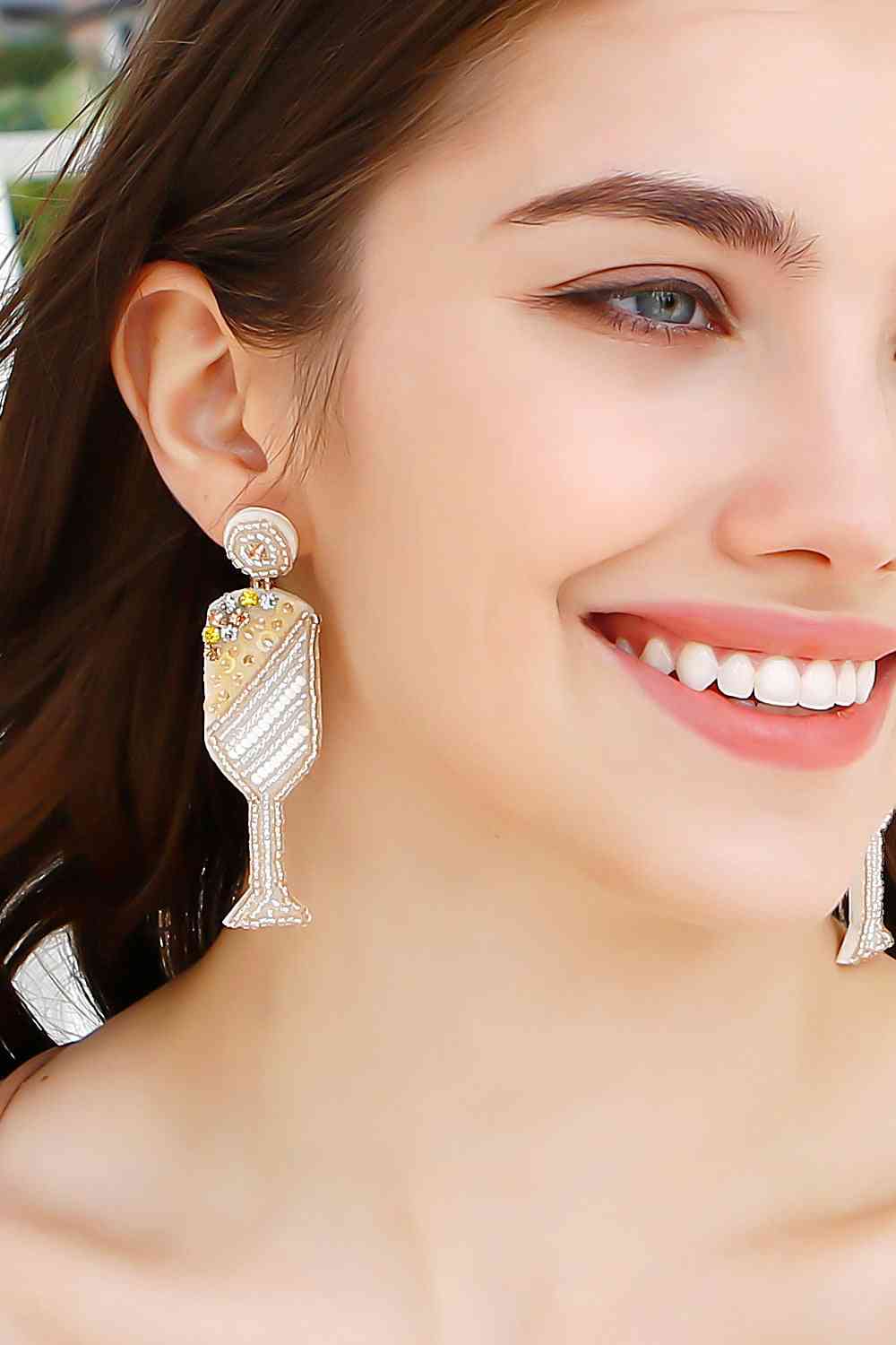 Boucles d'oreilles pendantes en verre de champagne