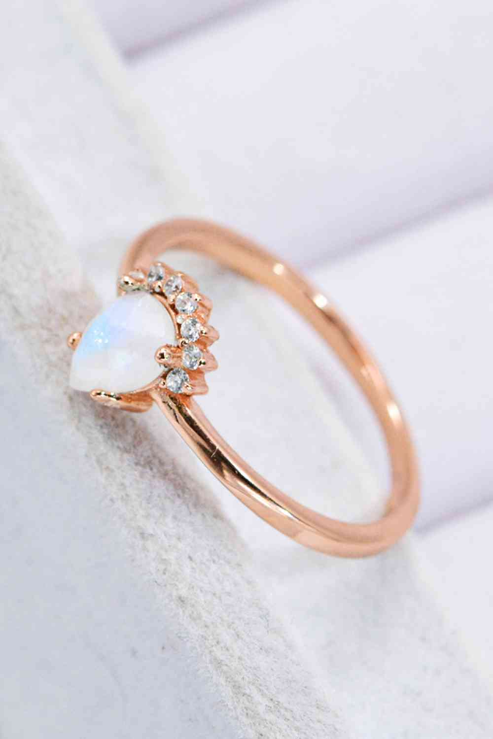 Bague en pierre de lune naturelle en forme de poire plaquée or rose 18 carats