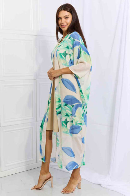 Kimono floral de mentes coloridas de OneTheLand