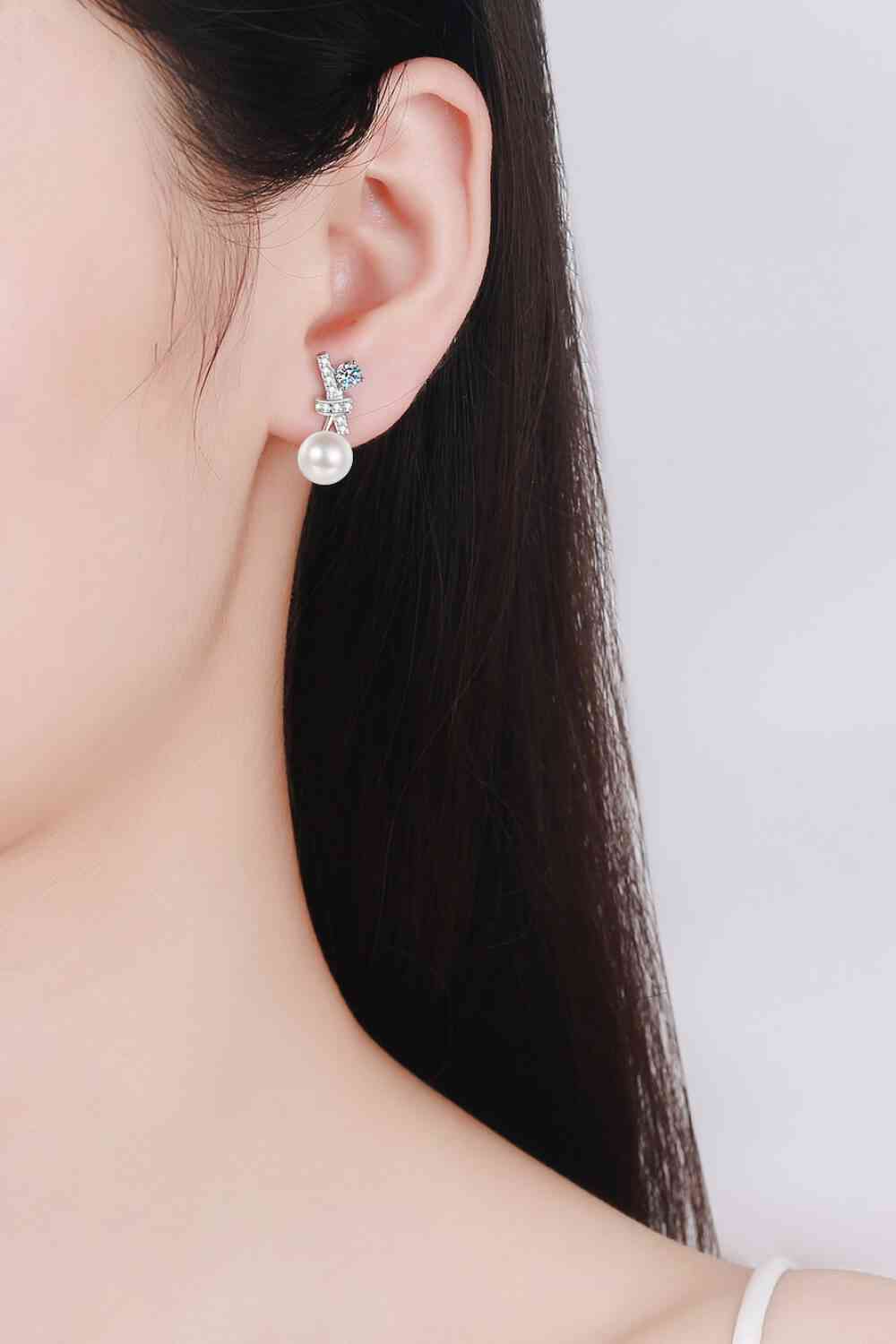 Boucles d'oreilles à tige en perles de moissanite