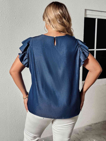 Blusa con ribete de volante y manga con volante y cuello redondo de talla grande