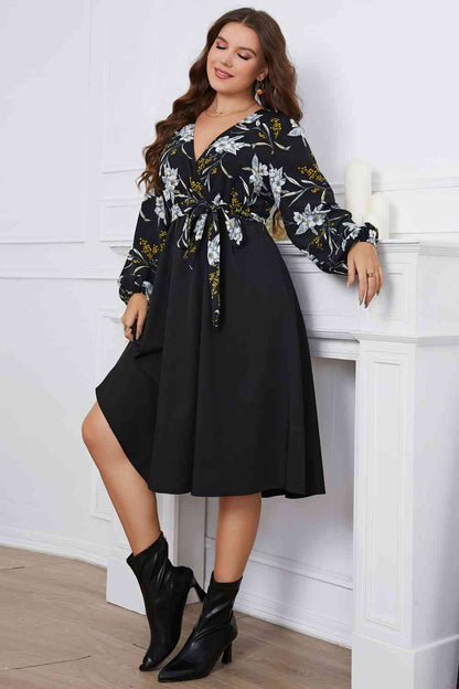 Melo Apparel Robe mi-longue à imprimé floral de grande taille avec surplis et ceinture à nouer