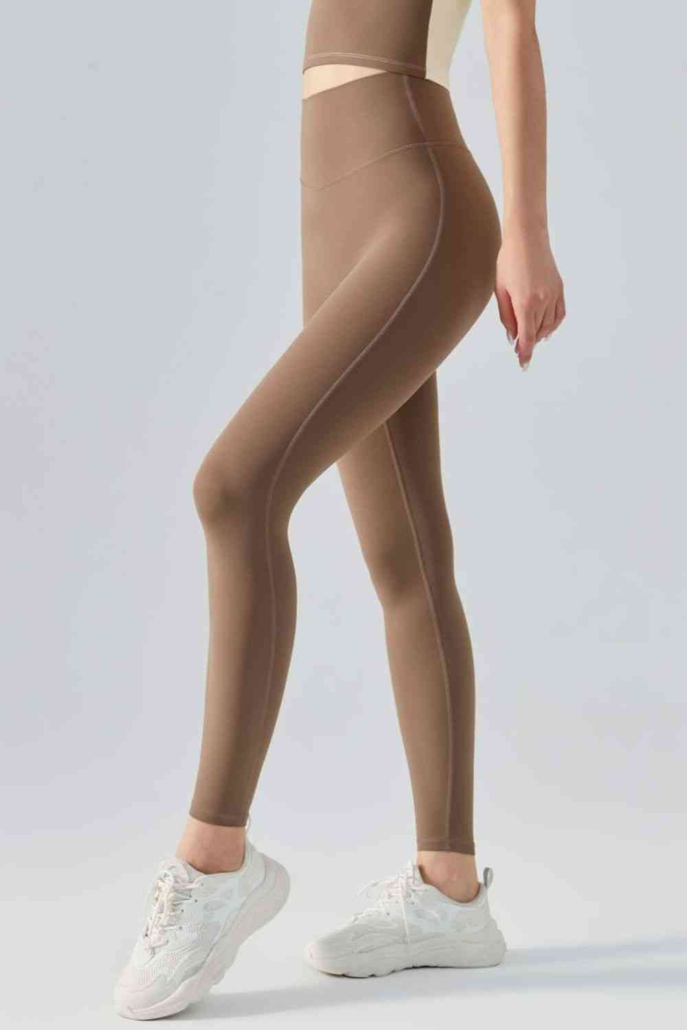 Leggings activos con cintura ancha