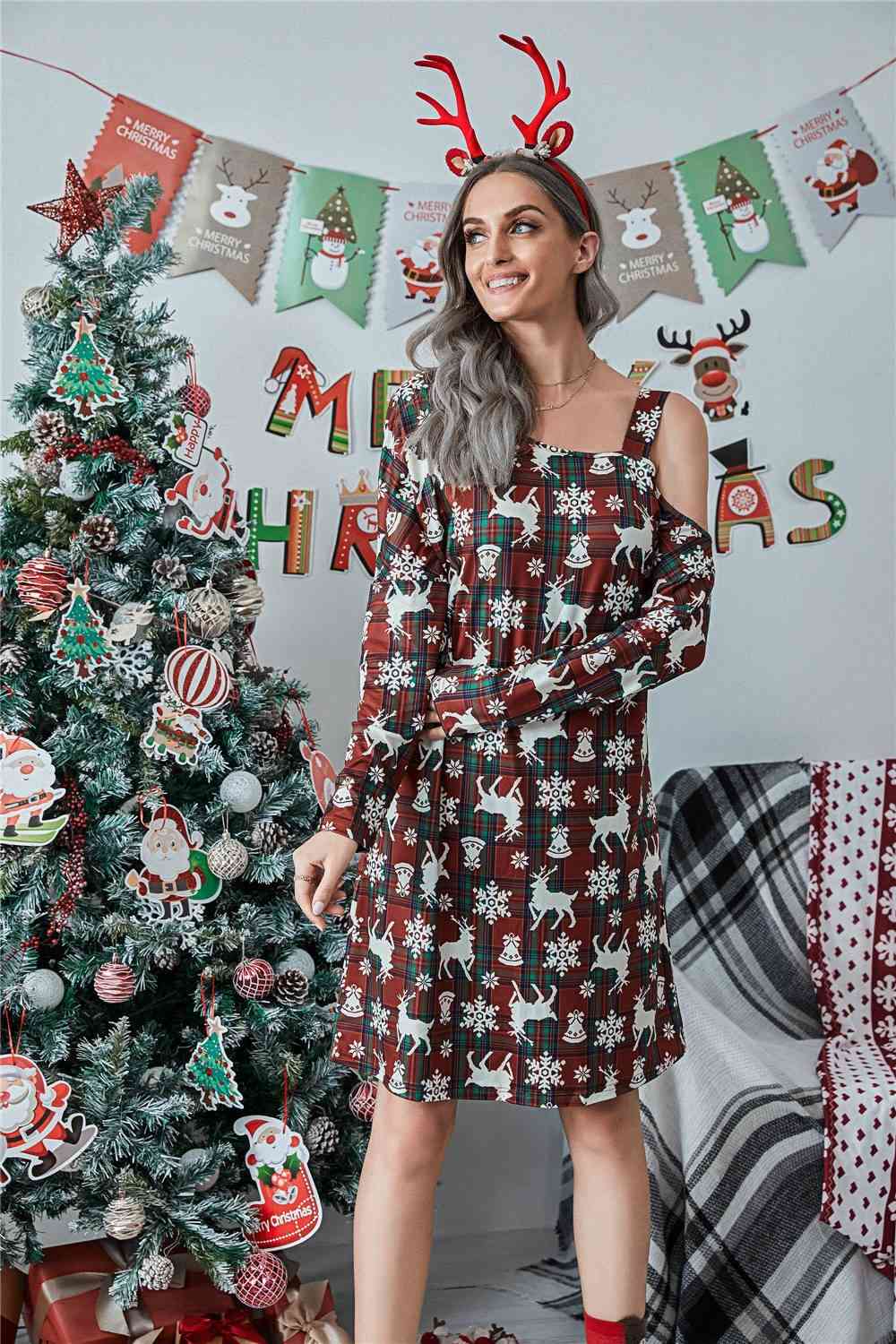 Vestido navideño de manga larga con cuello asimétrico