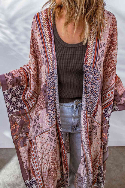 Cardigan cache-poussière ouvert sur le devant en patchwork