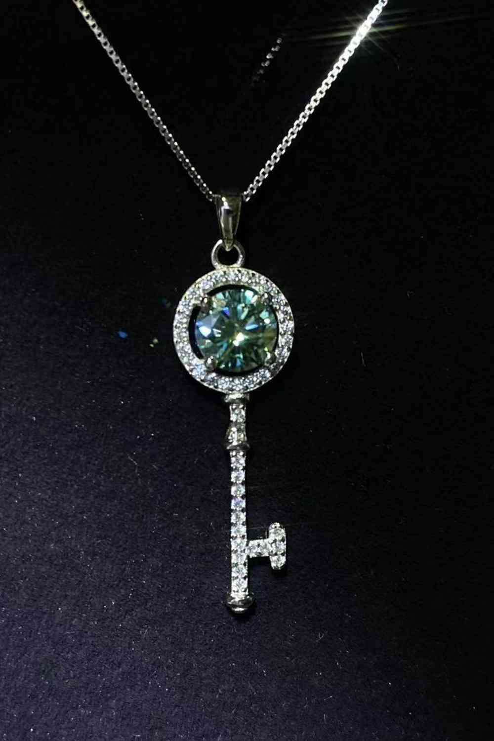 Collier pendentif clé Moissanite 1 Carat