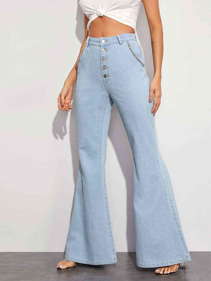 Jeans anchos con bragueta de botones