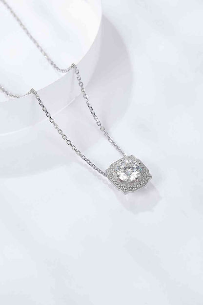 1 Carat Moissanite Flower Shape Pendant Chain Necklace