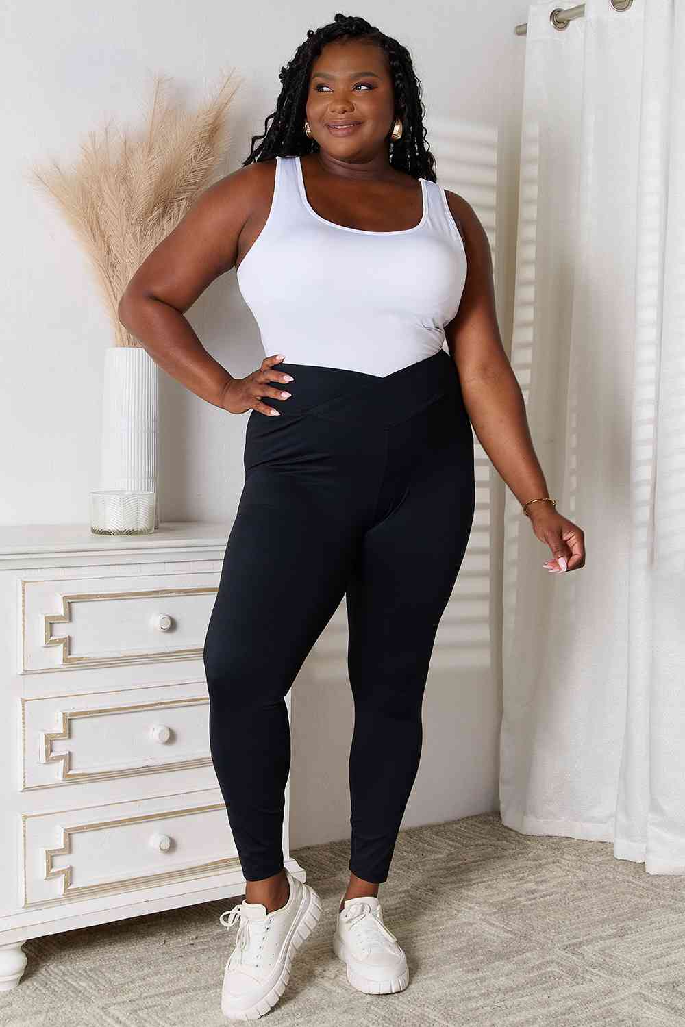 Legging de sport basique Bae avec ceinture en V