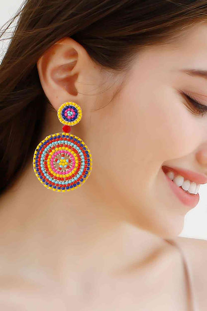 Pendientes colgantes de forma redonda estilo boho con cuentas