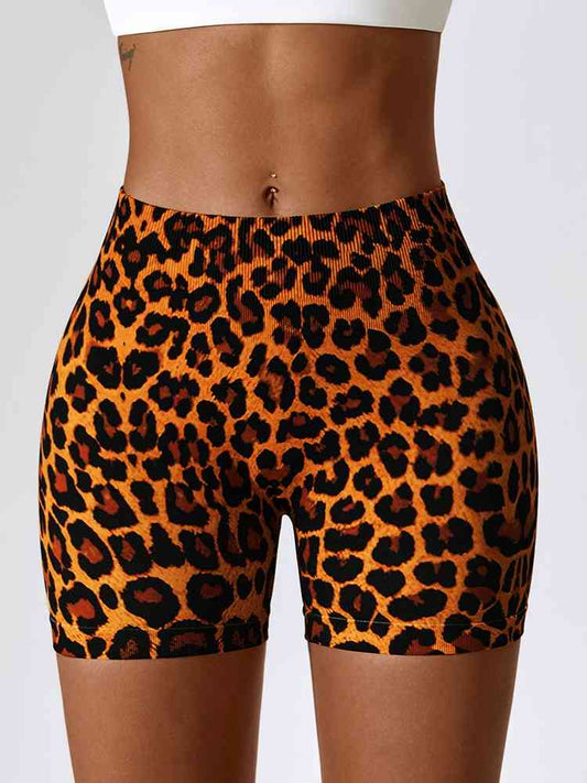 Shorts deportivos con cintura ancha y estampado de leopardo