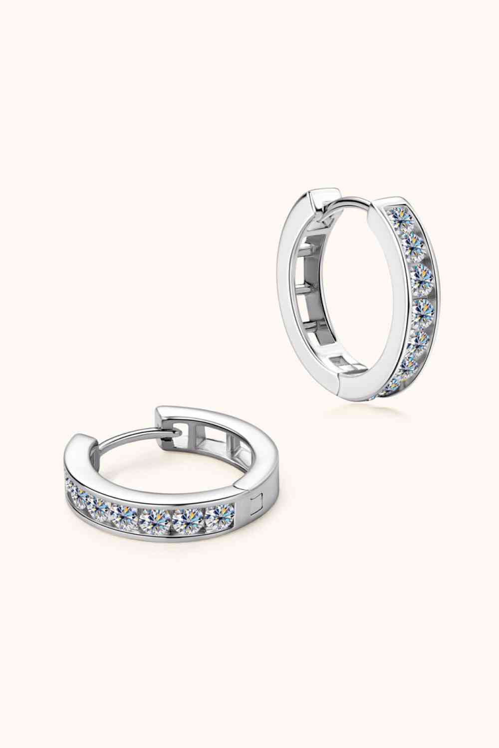 Boucles d'oreilles Huggie en argent sterling 925 Moissanite