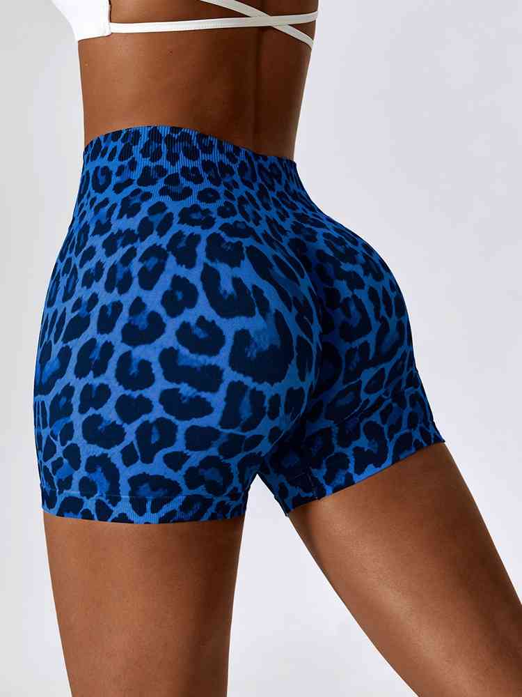 Shorts deportivos con cintura ancha y estampado de leopardo