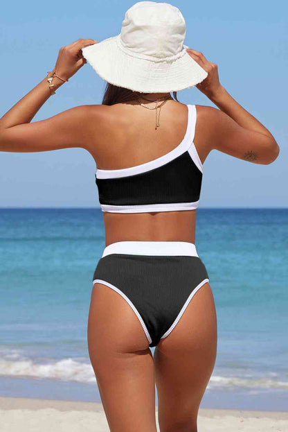 Ensemble de bikini asymétrique côtelé à bordure contrastée