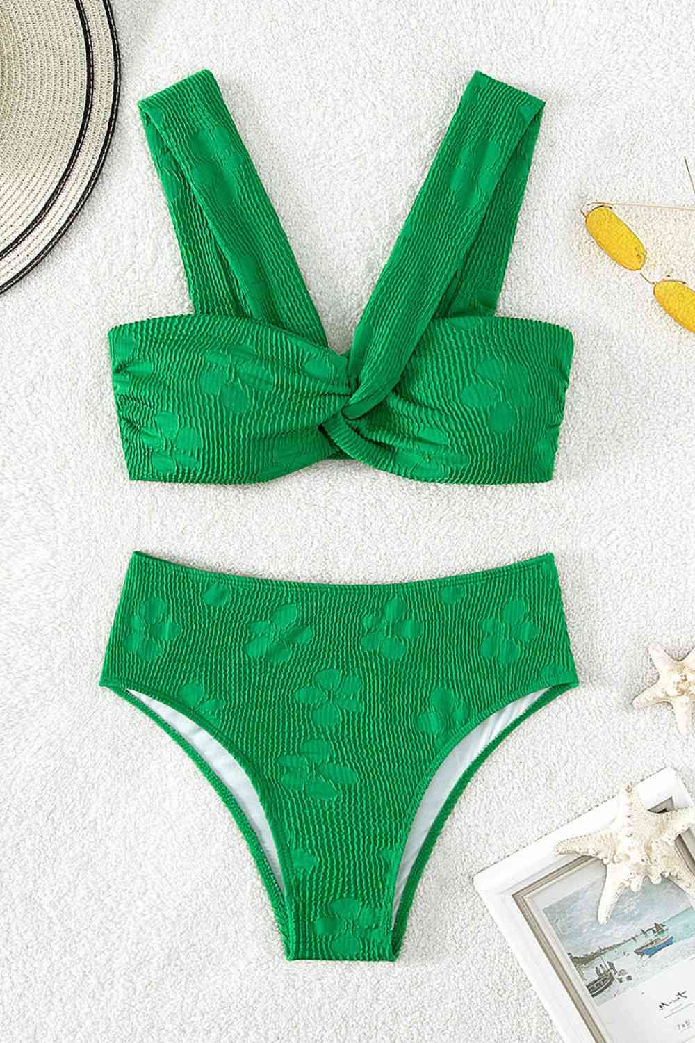 Ensemble de bikini texturé à détail torsadé