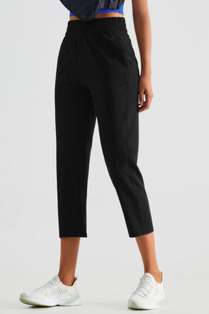 Pantalon de sport court à taille élastique